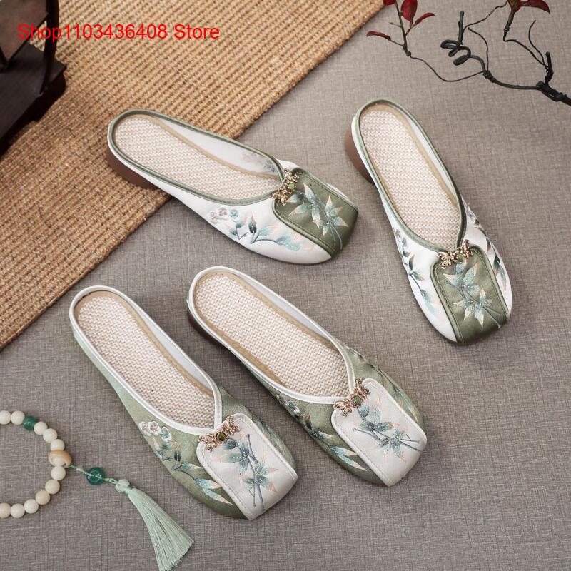 New Embroidered Slippers for H - огляд і ціна Ethnic Fashion