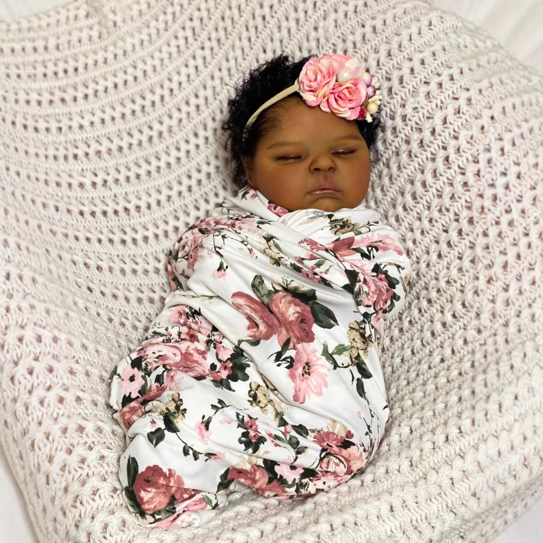 Dark Skin peaches 19 Inch Life - огляд і ціна Ethnic Fashion Girls