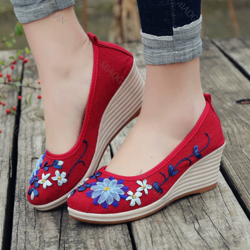 Embroidered Women Comfort Wedg - огляд і ціна Ethnic Fashion