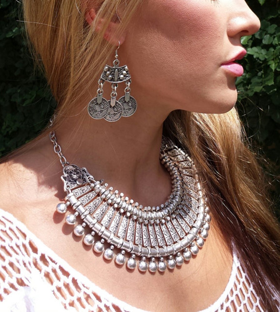 Vintage Silvery Beach Coins Ch - огляд і ціна Ethnic Fashion Pakistan