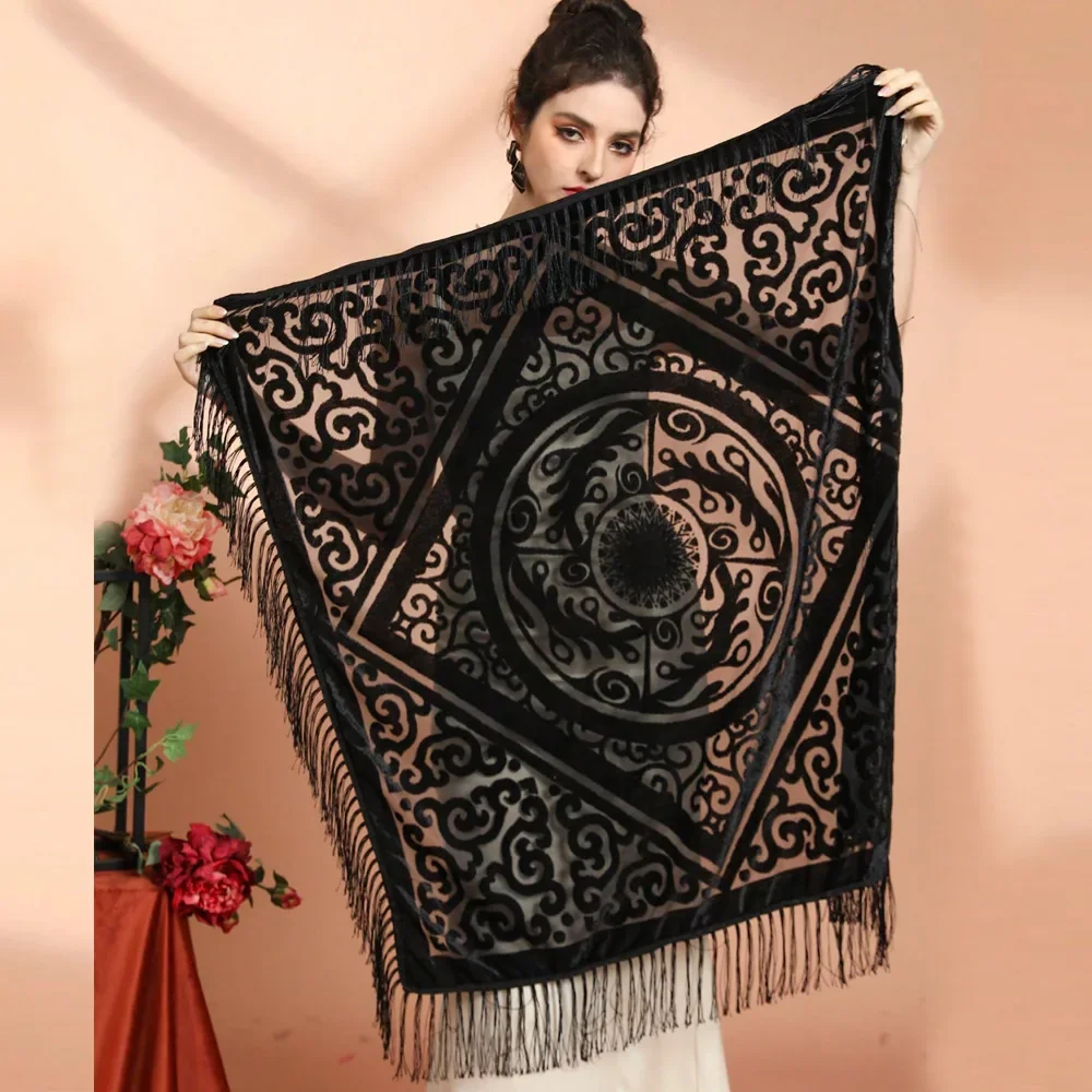 AW25 Velvet Jacquard Shawl wit - огляд і ціна Ethnic Fashion Collection